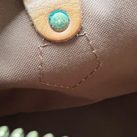 Authentic Vintage Monogram Louis Vuitton Speedy 30 - Picture 12 of 13